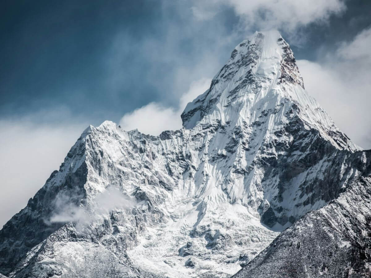 Read more about the article Everest Base Camp Trekking in Nepal